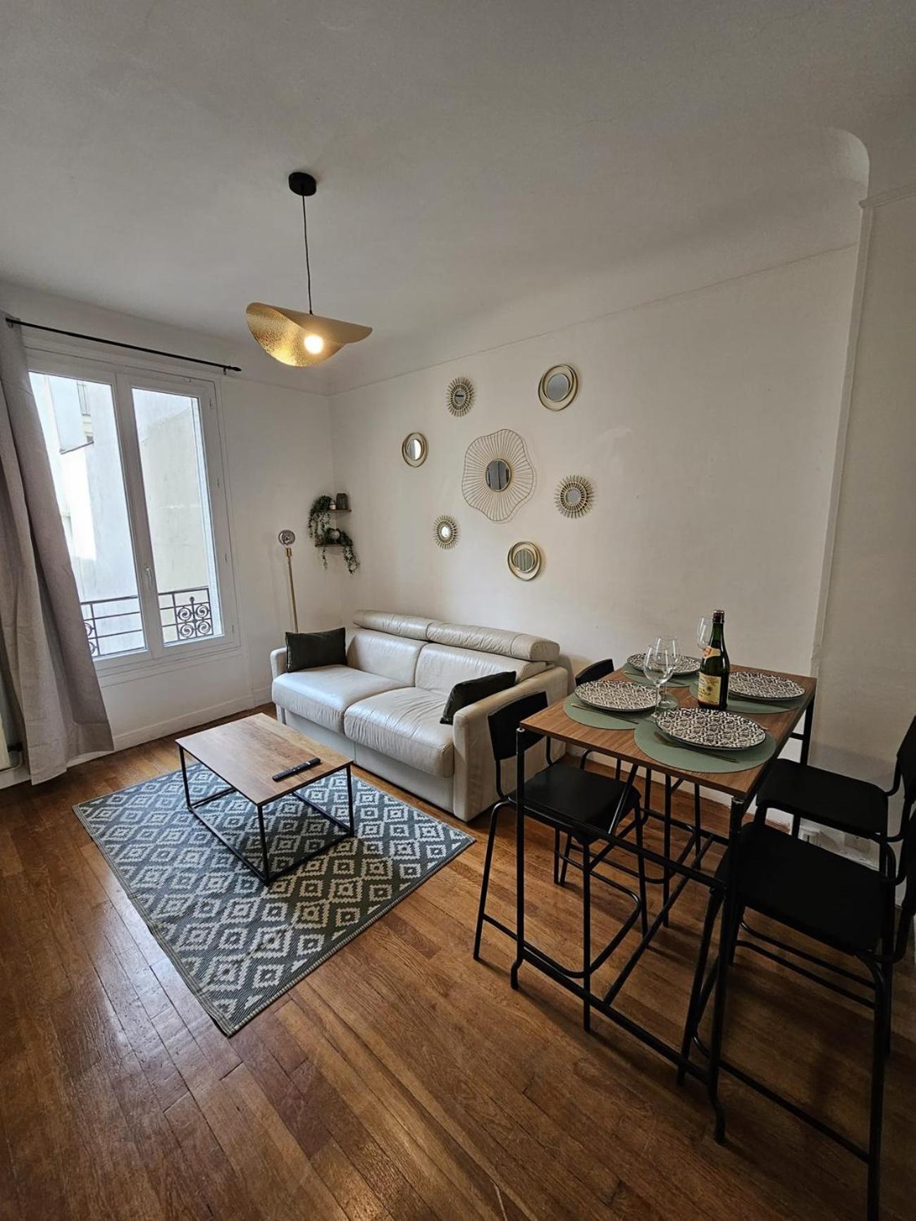 Beautiful 1 Bedroom Flat In Paris 17Th Bagian luar foto