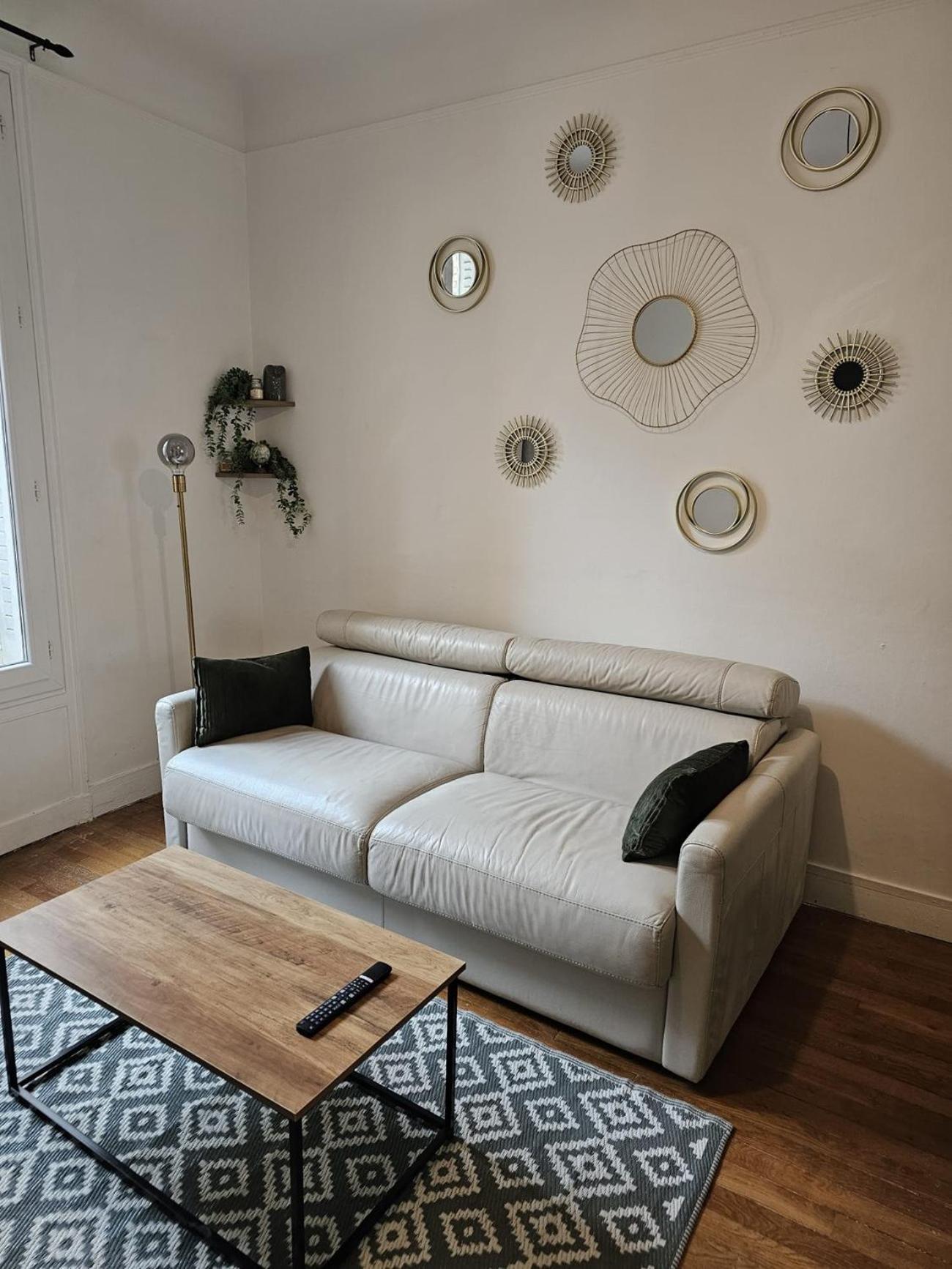Beautiful 1 Bedroom Flat In Paris 17Th Bagian luar foto